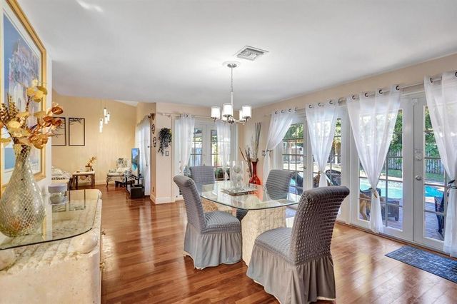 9924 NW 3rd Place, Coral Springs, FL 33071