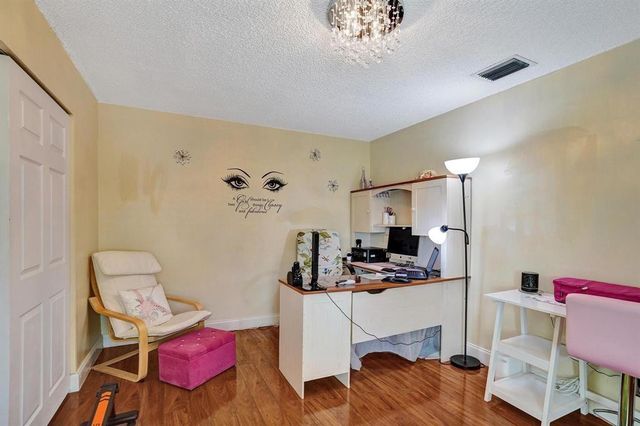 9924 NW 3rd Place, Coral Springs, FL 33071