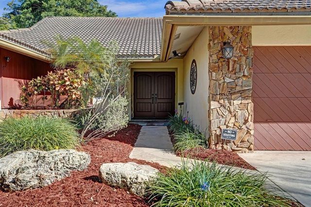 9924 NW 3rd Place, Coral Springs, FL 33071