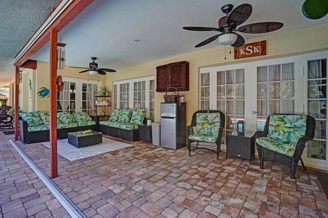 9924 NW 3rd Place, Coral Springs, FL 33071