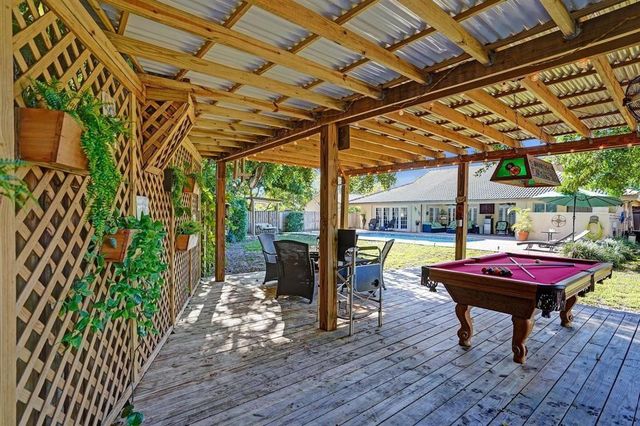 9924 NW 3rd Place, Coral Springs, FL 33071