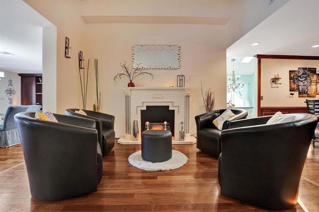 9924 NW 3rd Place, Coral Springs, FL 33071