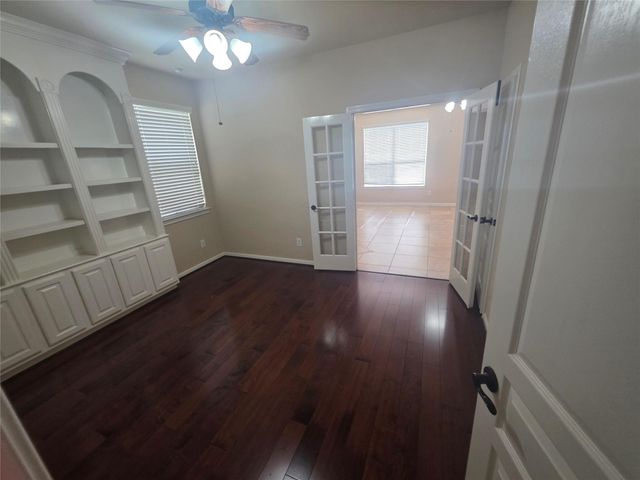 2520 Garnetfield Lane, Friendswood, TX 77546