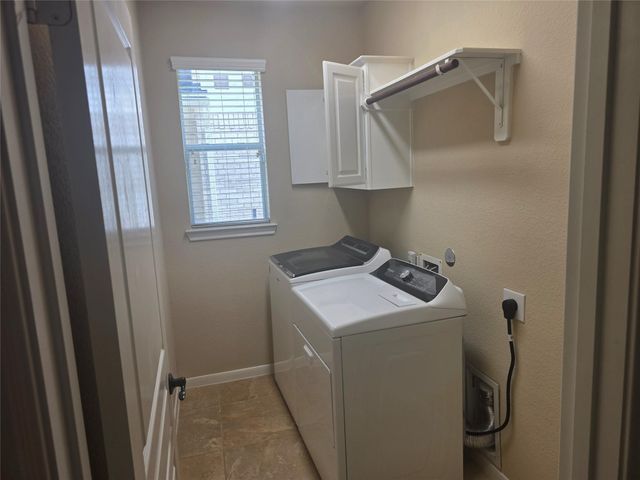 2520 Garnetfield Lane, Friendswood, TX 77546