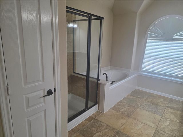 2520 Garnetfield Lane, Friendswood, TX 77546