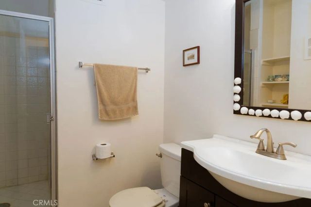 15344 Weddington Street 104, Sherman Oaks, CA 91411