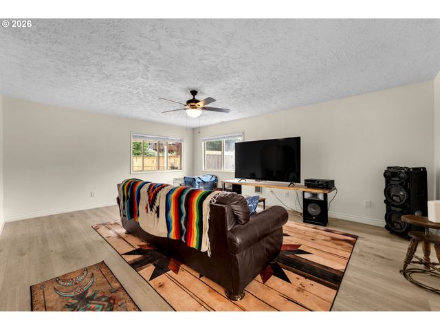 7415 Nw 10TH Ave, Vancouver, WA 98665