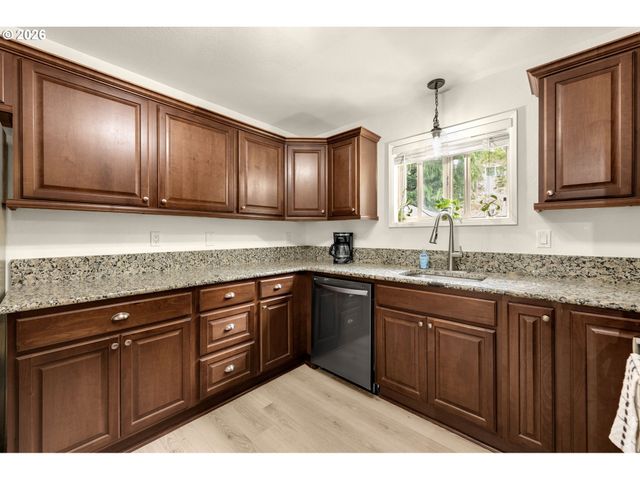 7415 Nw 10TH Ave, Vancouver, WA 98665