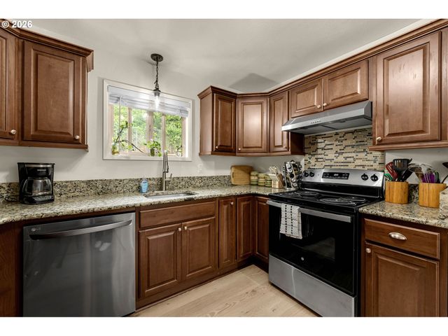 7415 Nw 10TH Ave, Vancouver, WA 98665