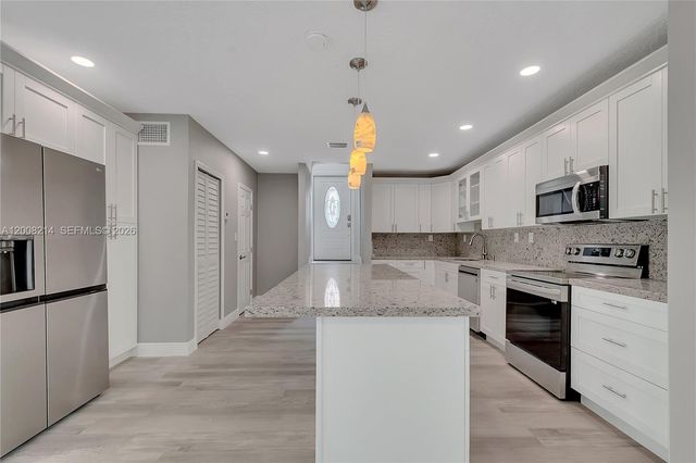 11977 SW 269th Ter, Homestead, FL 33032