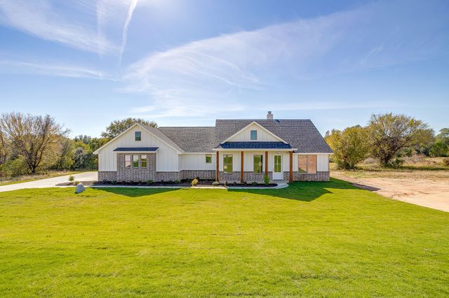 217 Kilkenny Road, Poolville, TX 76487