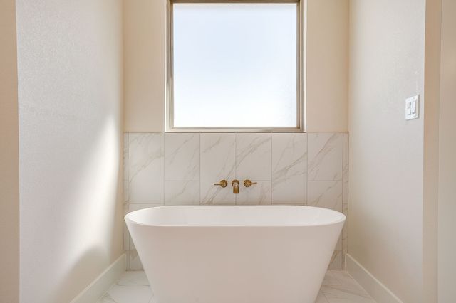 217 Kilkenny Road, Poolville, TX 76487