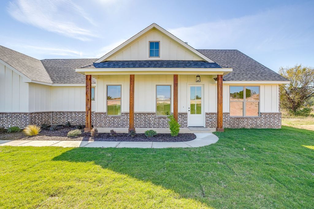 217 Kilkenny Road, Poolville, TX 76487