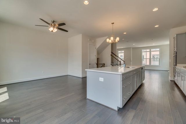 44721 ELLSWORTH TER, Ashburn, VA 20147