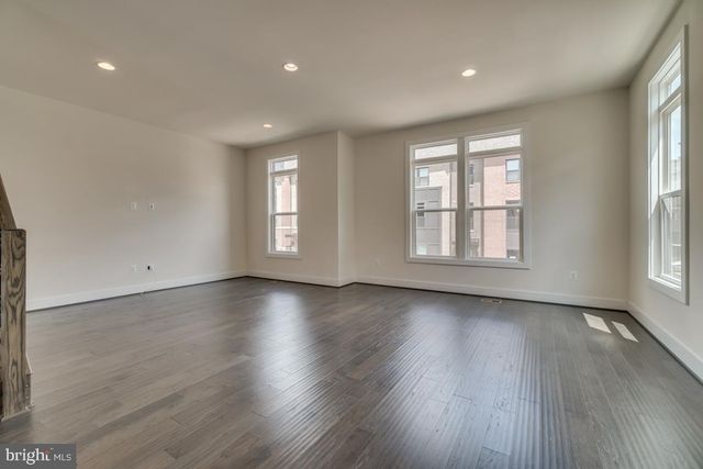 44721 ELLSWORTH TER, Ashburn, VA 20147