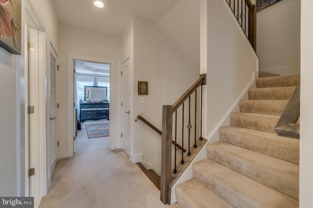 44721 ELLSWORTH TER, Ashburn, VA 20147