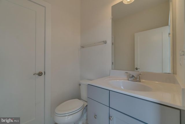 44721 ELLSWORTH TER, Ashburn, VA 20147