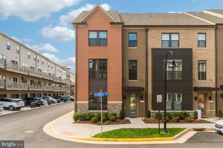 44721 ELLSWORTH TER, Ashburn, VA 20147