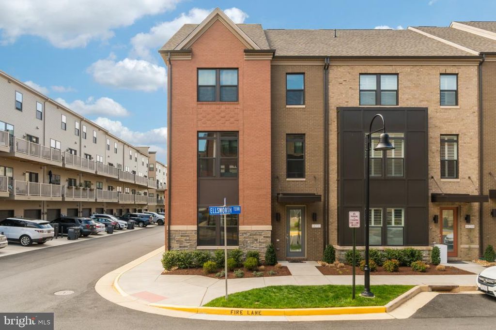 44721 ELLSWORTH TER, Ashburn, VA 20147