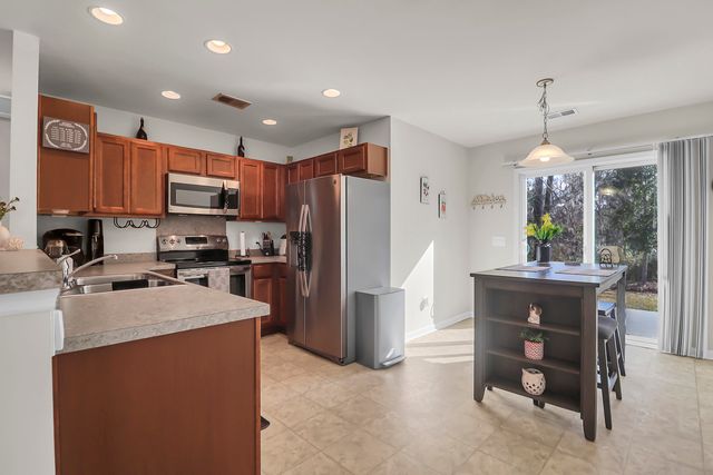 146 Brittondale Road, Summerville, SC 29485