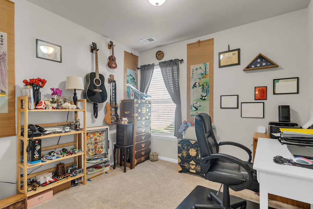 Image 29 of property listing at 146 Brittondale Road, Summerville, SC 29485