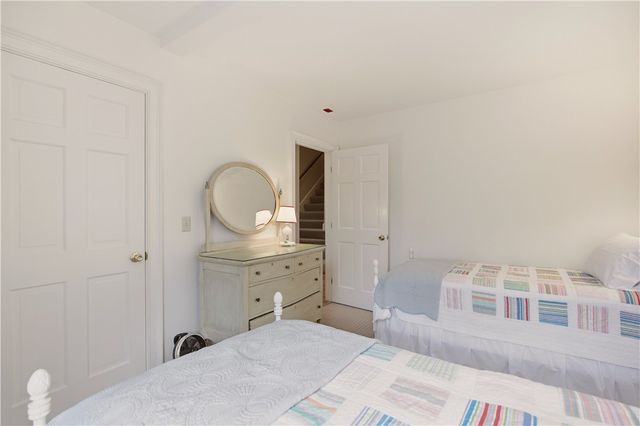158 Narragansett Avenue I, Newport, RI 02840