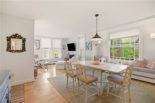 158 Narragansett Avenue I, Newport, RI 02840