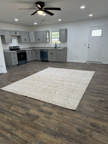 313 S Walnut Street, Mount Pleasant, TN 38474