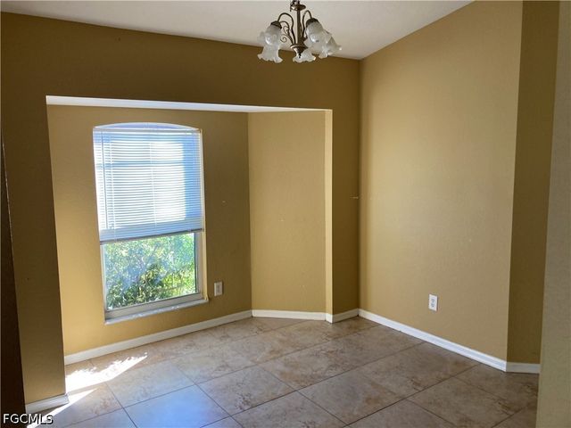 603 SE 13th TER, Cape Coral, FL 33990