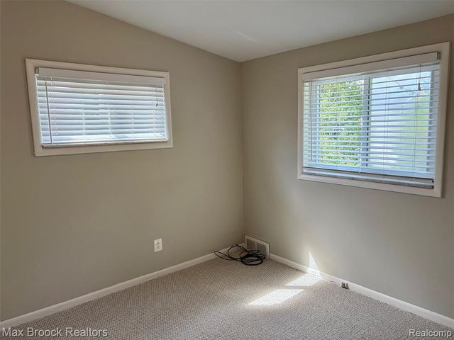 297 E 14 Mile Road, Birmingham, MI 48009