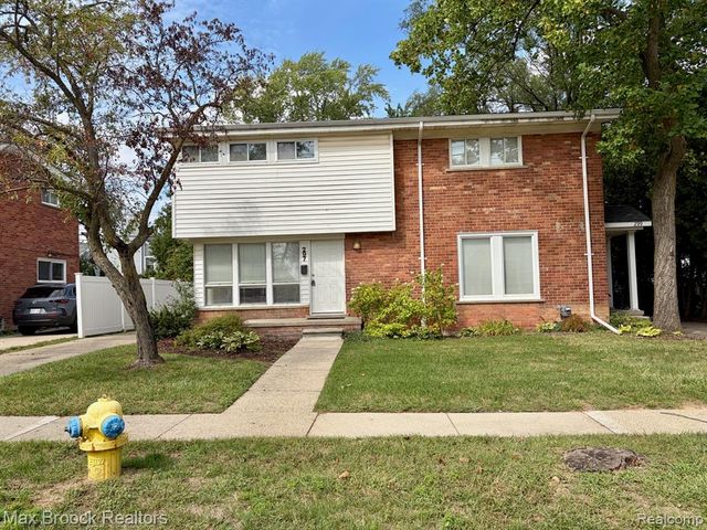 297 E 14 Mile Road, Birmingham, MI 48009