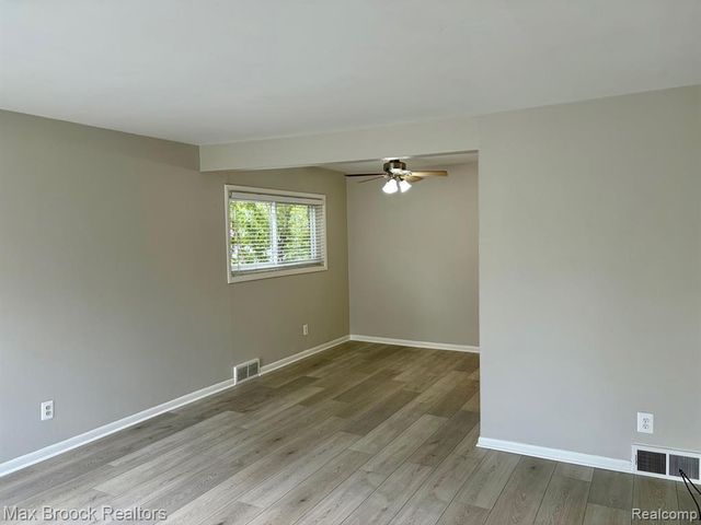 297 E 14 Mile Road, Birmingham, MI 48009
