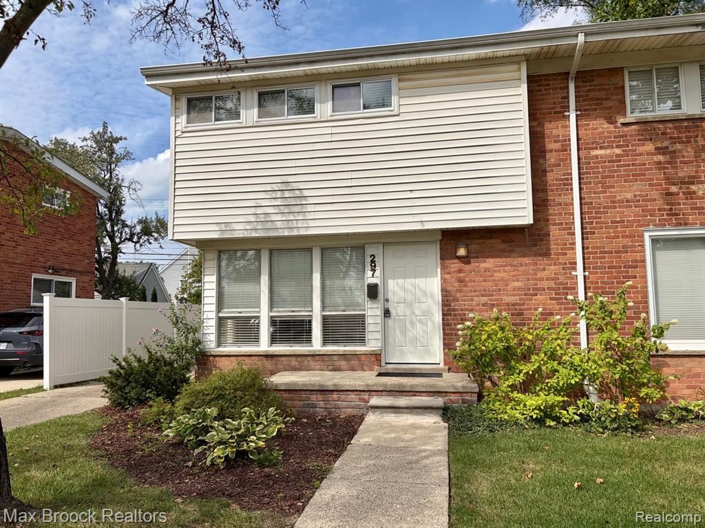 297 E 14 Mile Road, Birmingham, MI 48009