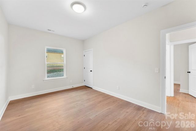 1554 7th Avenue Drive SW, Hickory, NC 28602