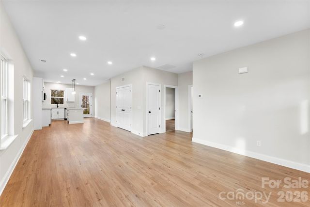 1554 7th Avenue Drive SW, Hickory, NC 28602