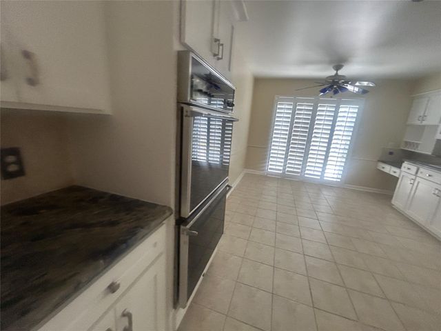 418 Fox Briar Lane, Sugar Land, TX 77478