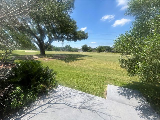 418 Fox Briar Lane, Sugar Land, TX 77478