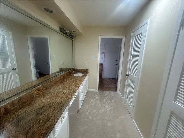 418 Fox Briar Lane, Sugar Land, TX 77478