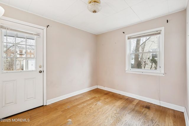 61 Duley Avenue, Edison, NJ 08817