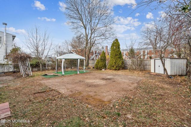 61 Duley Avenue, Edison, NJ 08817