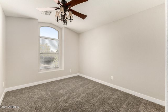 911 E LOVEGRASS Drive, San Tan Valley, AZ 85143