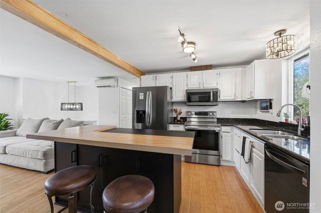 6409 61st Street NE, Marysville, WA 98270