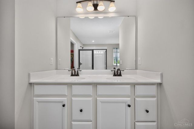 7474 Timber Valley Drive, Franklin Twp, OH 45005