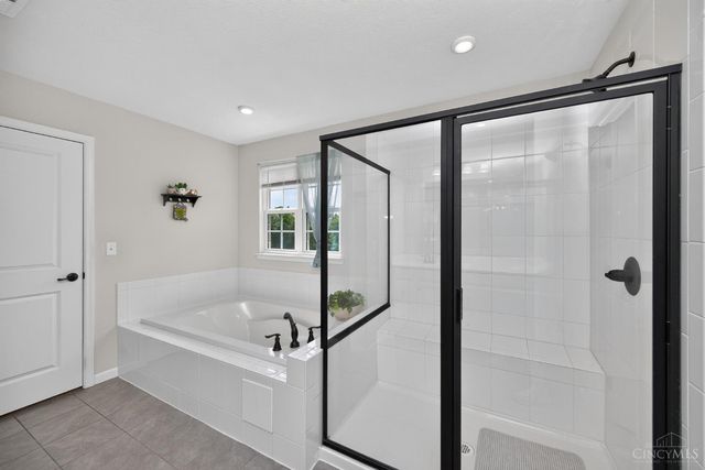 7474 Timber Valley Drive, Franklin Twp, OH 45005