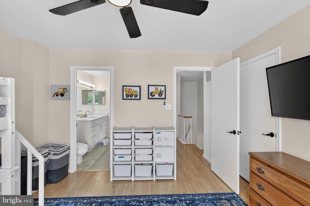 5702 OSPREY CT, Clifton, VA 20124
