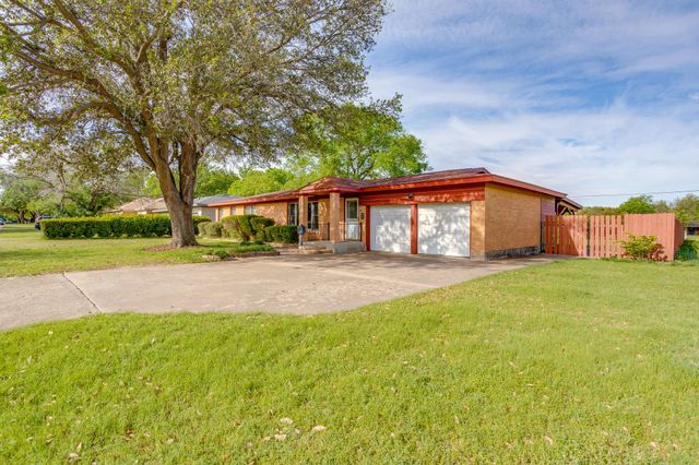 4221 Vance Road, North Richland Hills, TX 76180