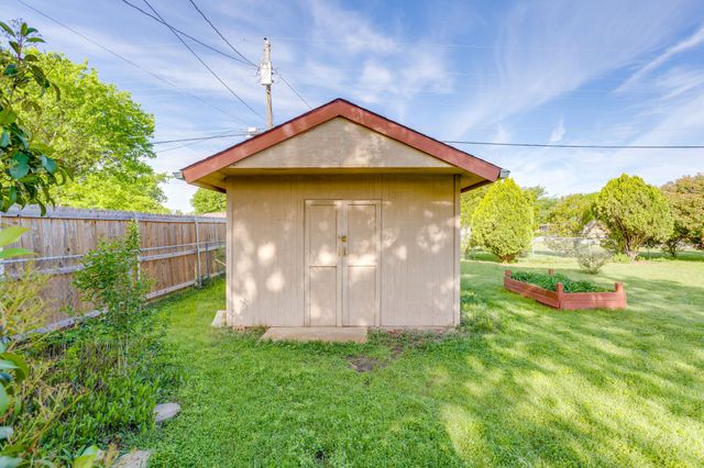 4221 Vance Road, North Richland Hills, TX 76180