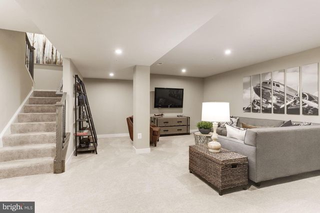 364 KELSO DR, Camp Hill, PA 17011