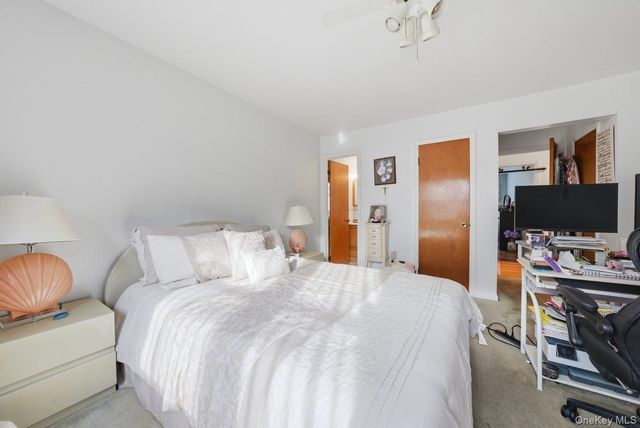 72 Murray Avenue, Yonkers, NY 10704