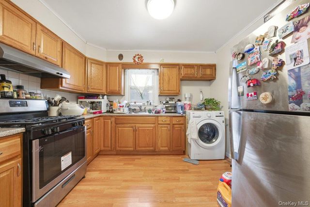 72 Murray Avenue, Yonkers, NY 10704